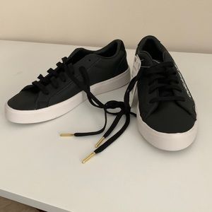 Adidas Sleek women Sneakers US S 6.5